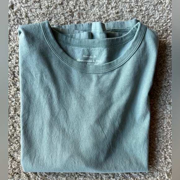 Abercrombie & Fitch Green Skimming Tee - Picture 2 of 4